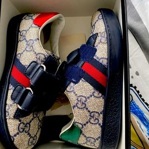Gucci shoes